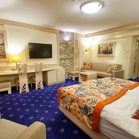Toporow Hotel 3*
